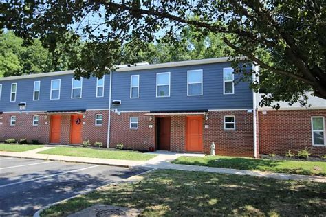 cheap apartments in south hills area
